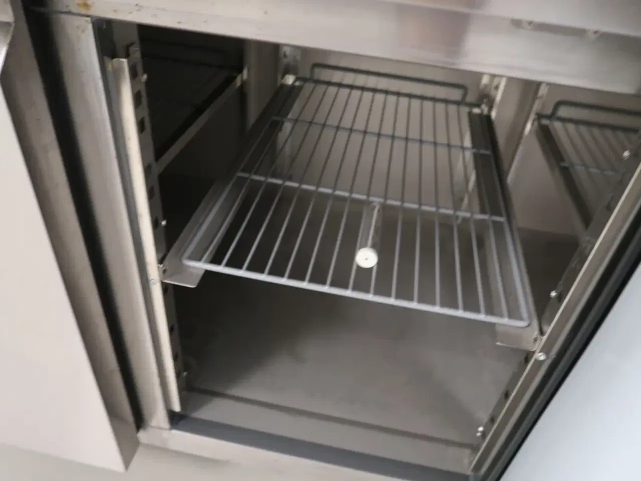 Billede 8 - Kølebord GGM GASTRO ZBG208ND