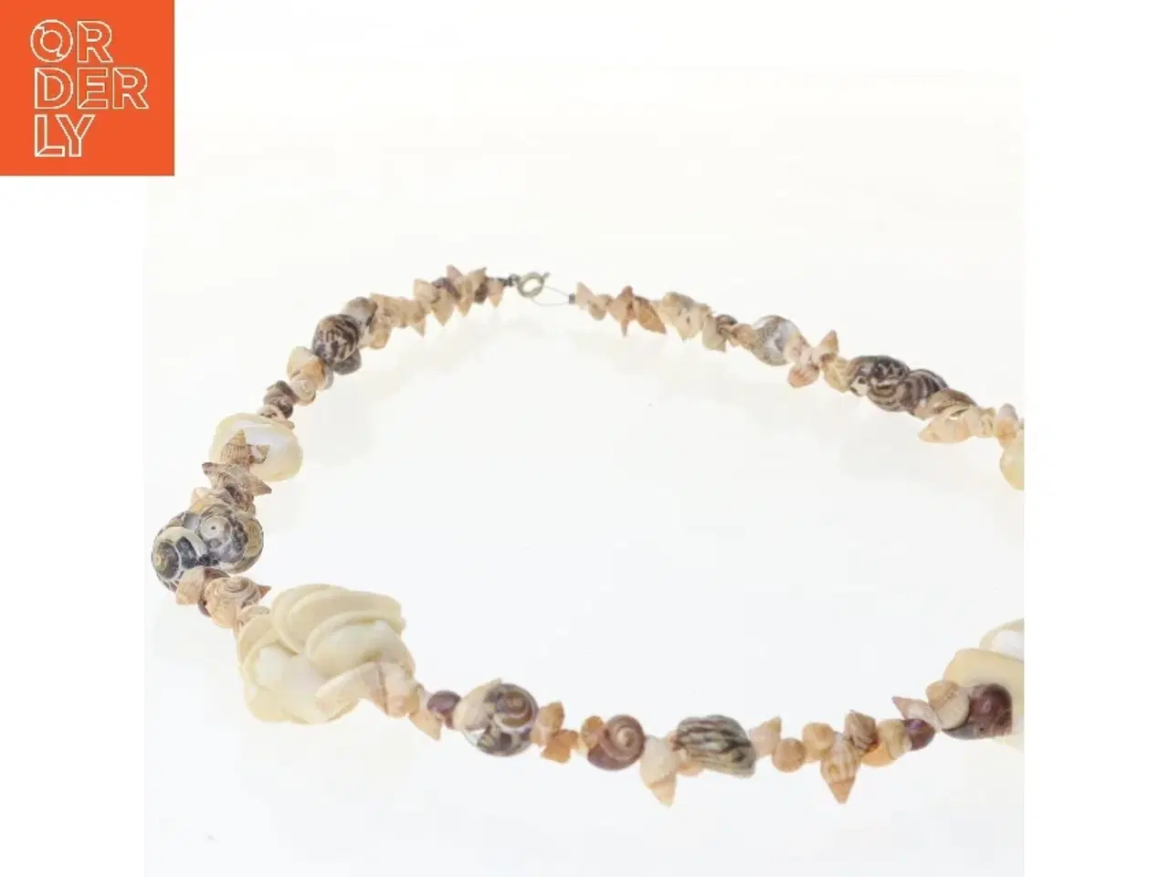 Billede 2 - Halskæde med skaller (str. 60 cm)