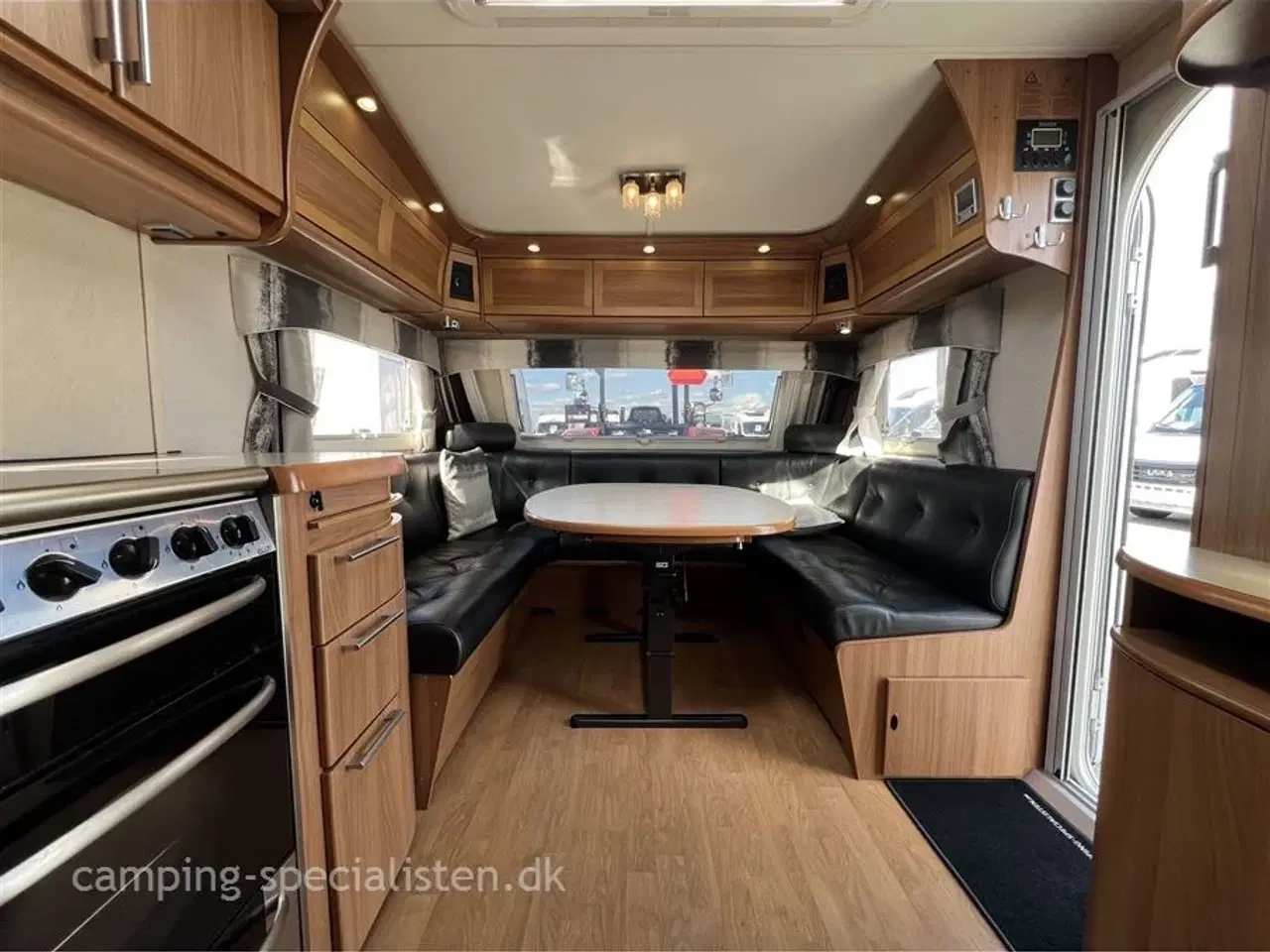 Billede 5 - 2010 - Kabe Royal 560 XL KS   Pæn og velholdt Kabe Royal 560 XL KS fra 2010 - Kan nu opleves hos Camping-Specialisten i Silkeborg