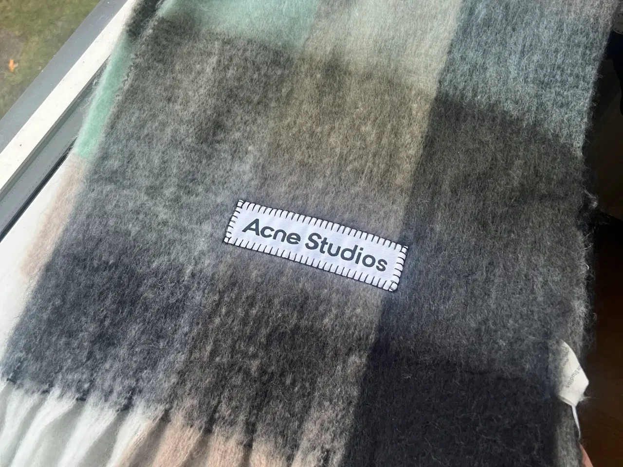 Billede 7 - Acne studios halstørklæde i mohairuld