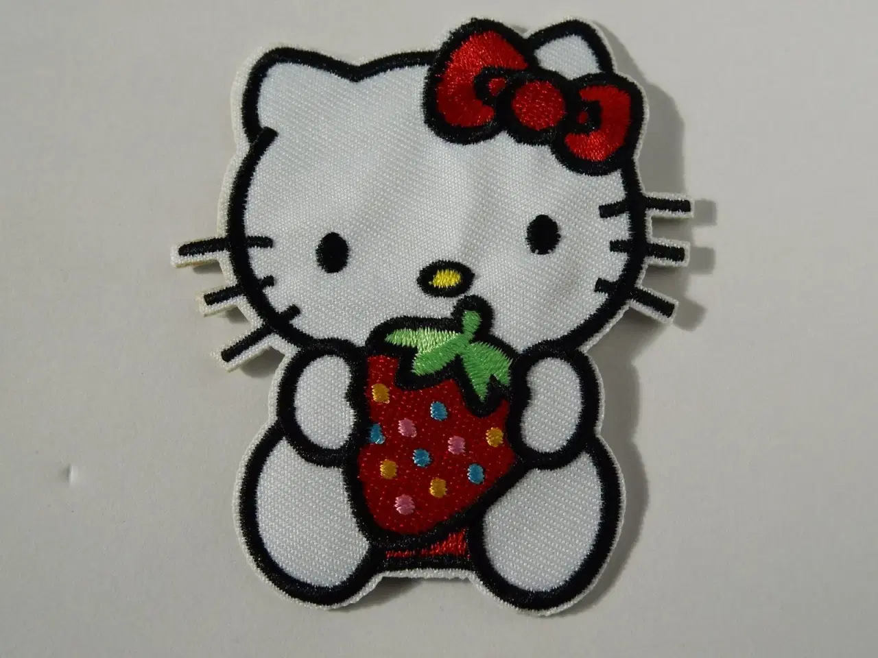 Billede 1 - Hello Kitty strygemærker