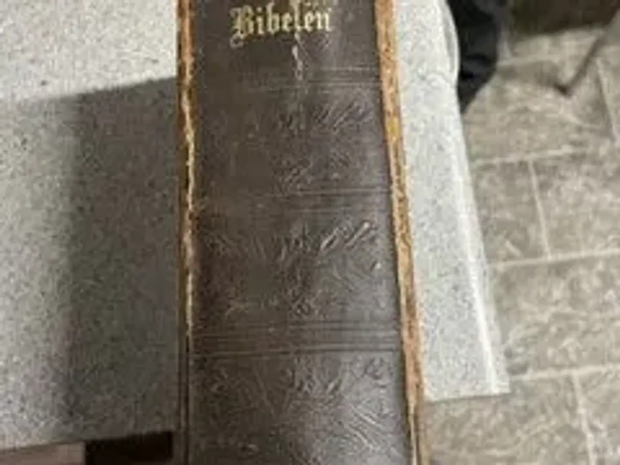 Billede 3 - gammel bibel sælges