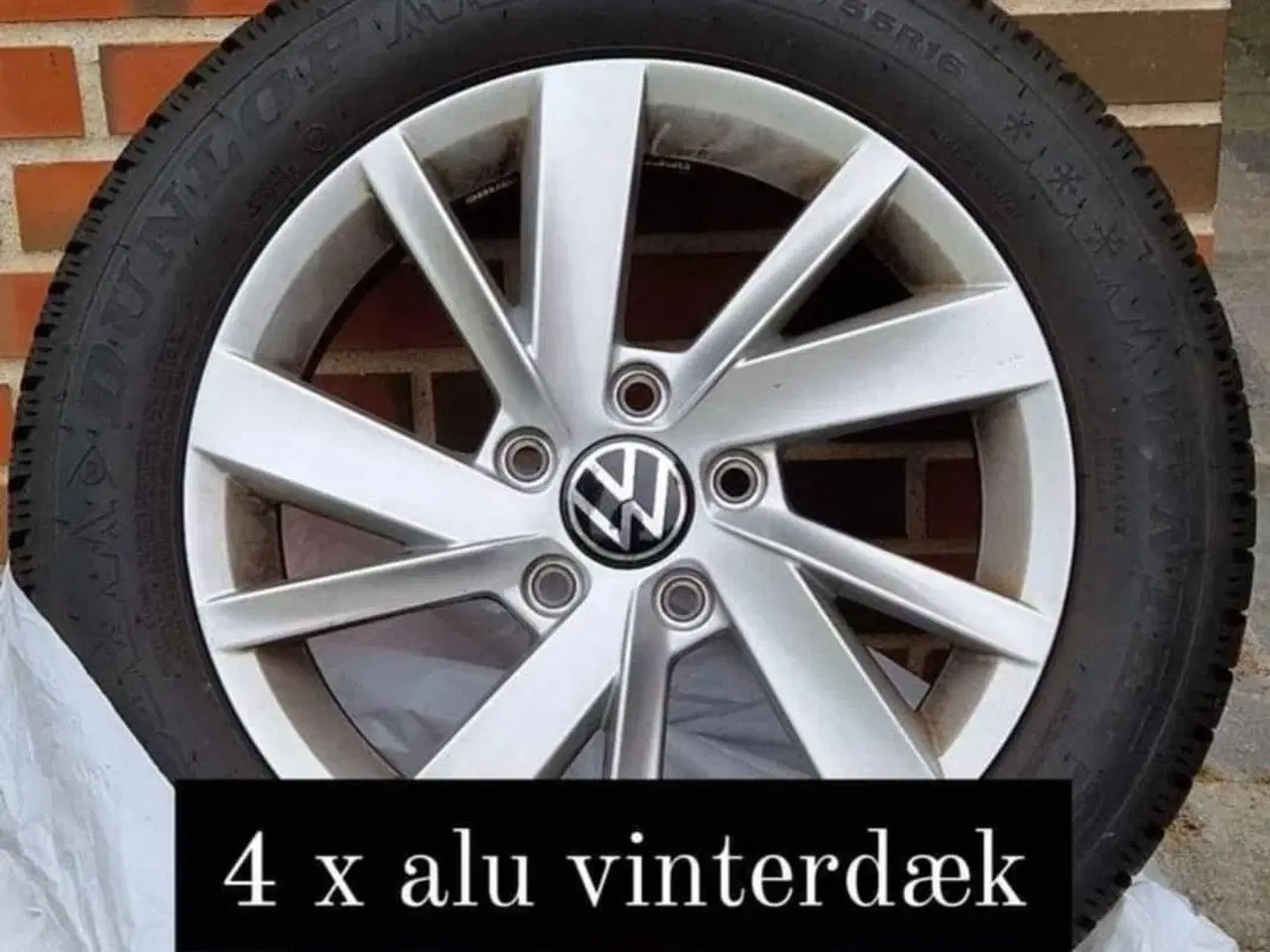 Billede 1 - "Nye" VW vinterdæk på alufælge