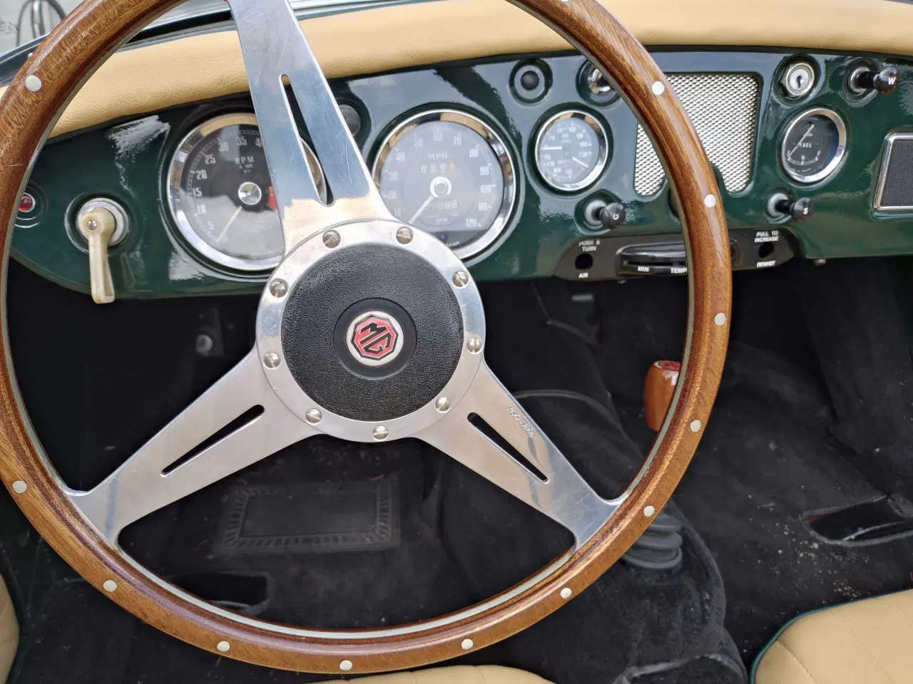 Billede 5 - MGA 1500 fra 1958