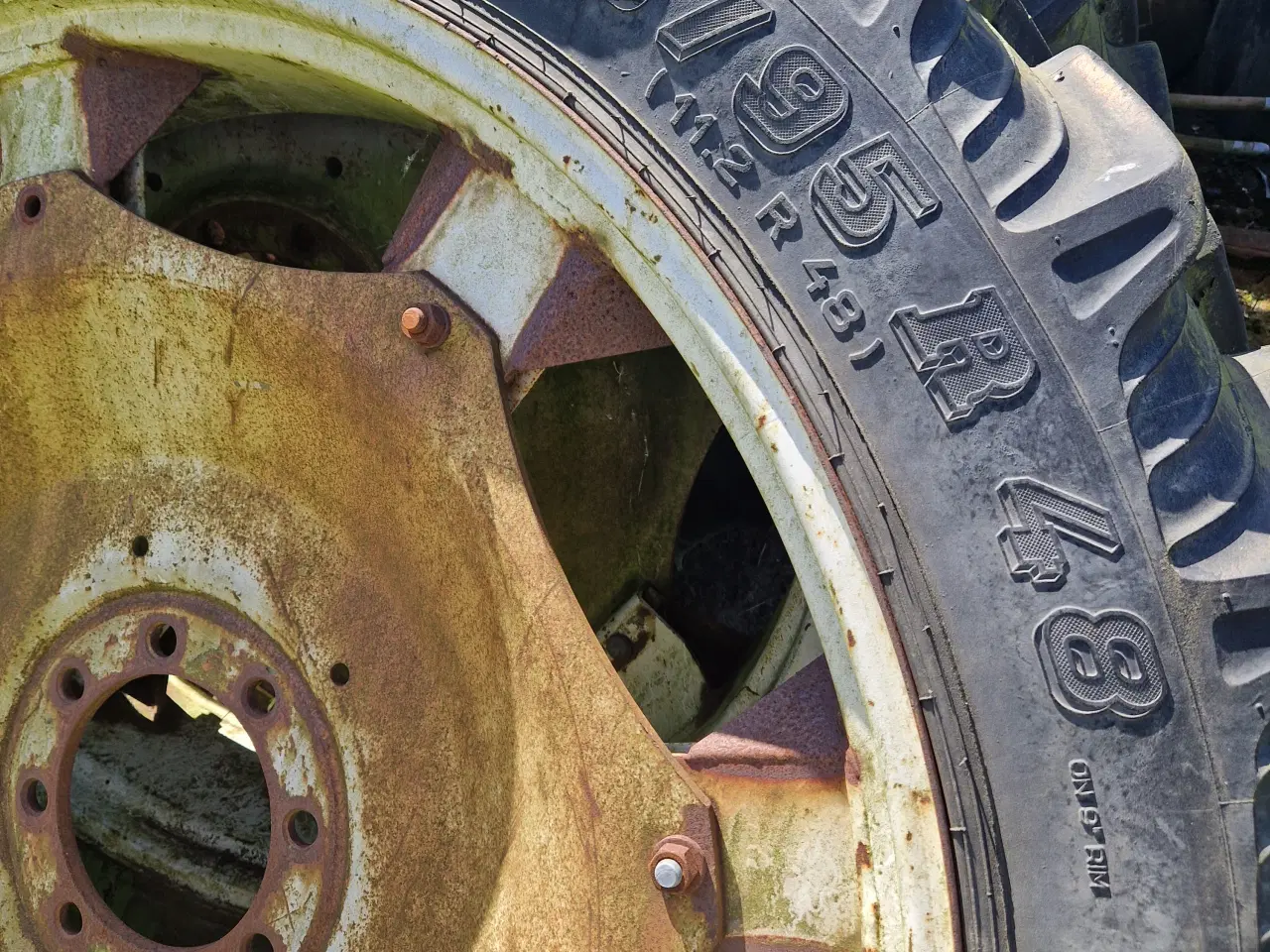 Billede 1 - Sprøjtehjul 270/95 R48