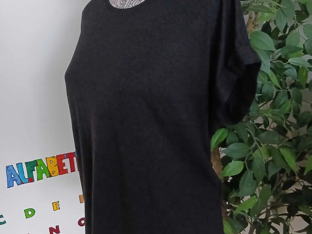 Billede 5 - Top. Only. Small/36