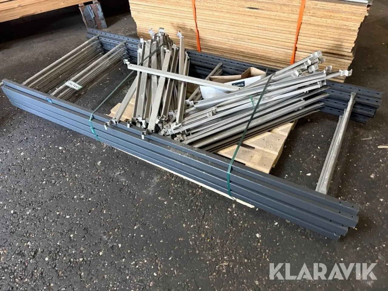 Billede 4 - Reoler 5 fag