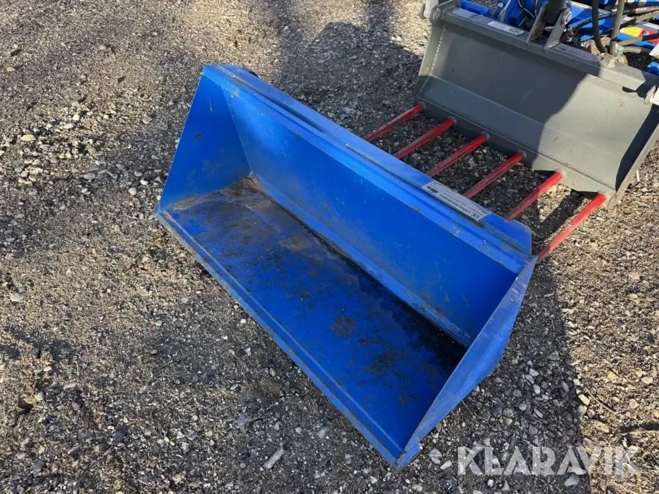 Billede 11 - Traktor Solis 26 med frontlæsser