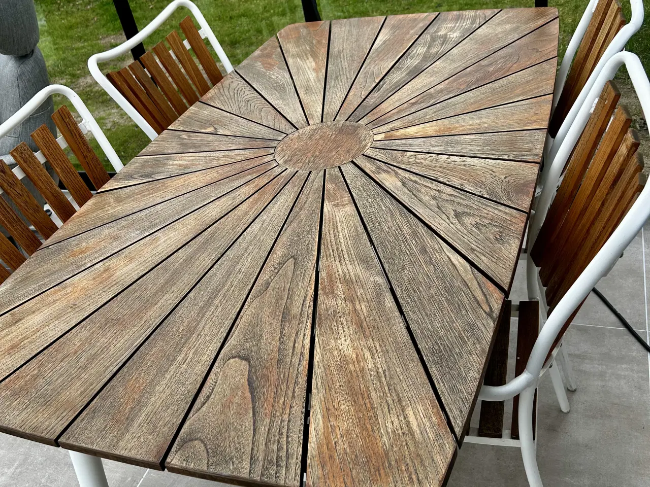 Billede 3 - Flot bord og stole fra DaneLine