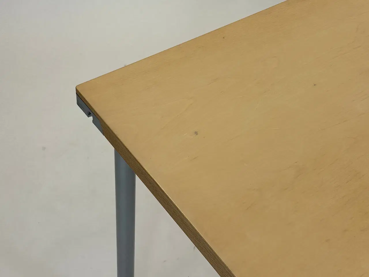 Billede 3 - Bord – Træ med Grå Stel 180x90x74 cm