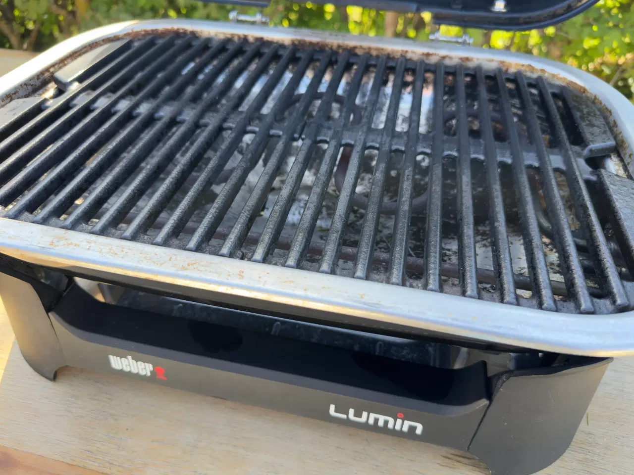 Billede 6 - Weber Lumin Compact grill – meget flot stand
