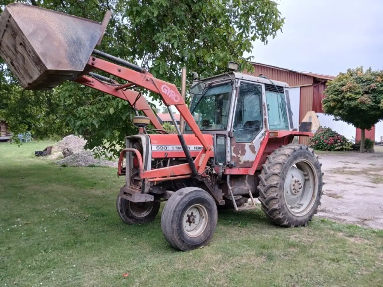 Billede 2 - Traktor Massey ferguson 690