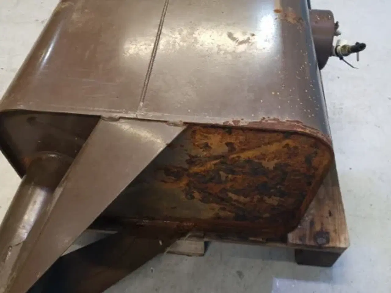 Billede 2 - Dronninborg D7500 Dieseltank 28751800