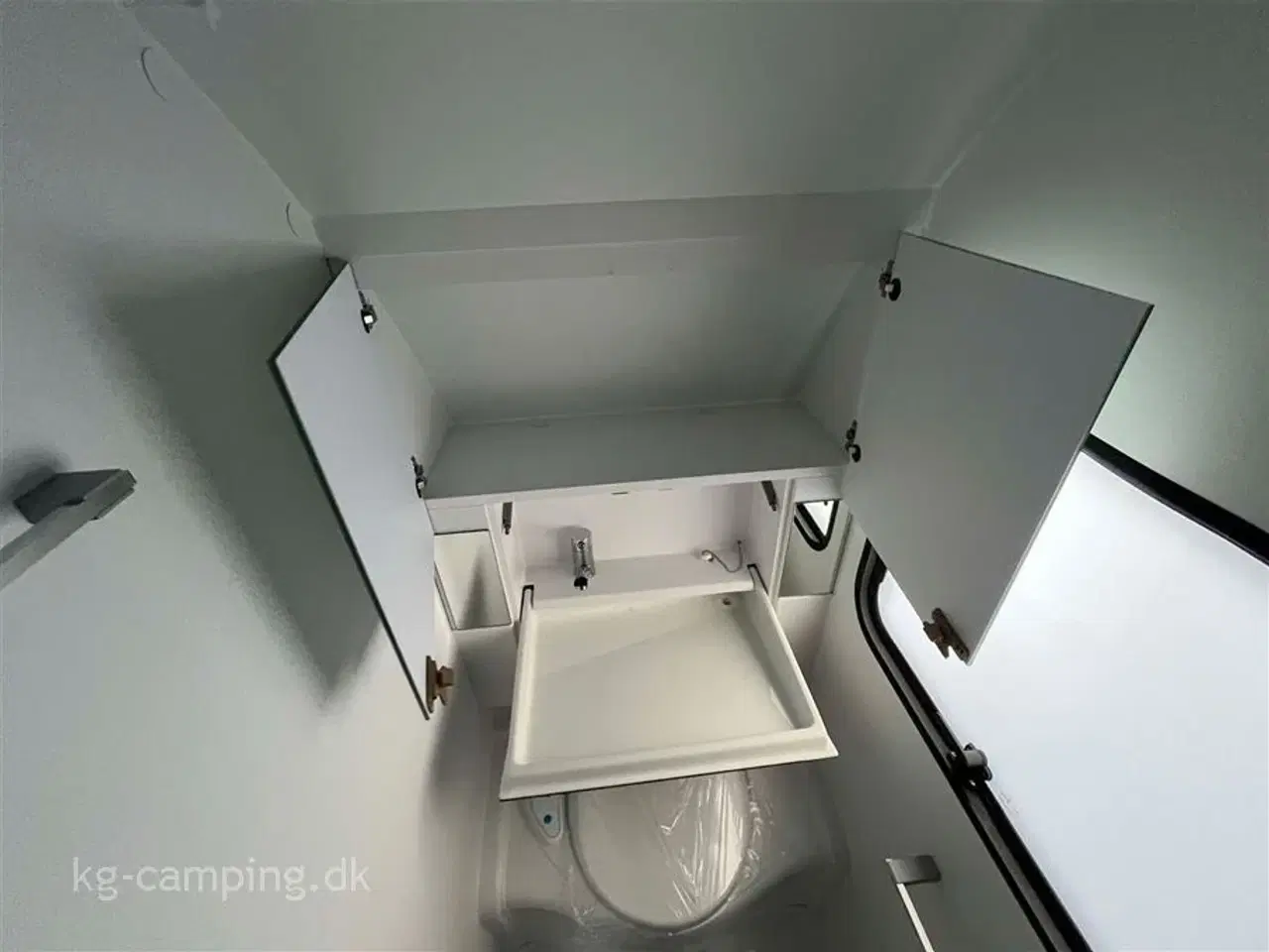 Billede 14 - 2026 - Adria Altea 402 PH Let lækker vogn som forventes på lager igen slut maj ! Obs !! billeder er lånt fra solgt vogn