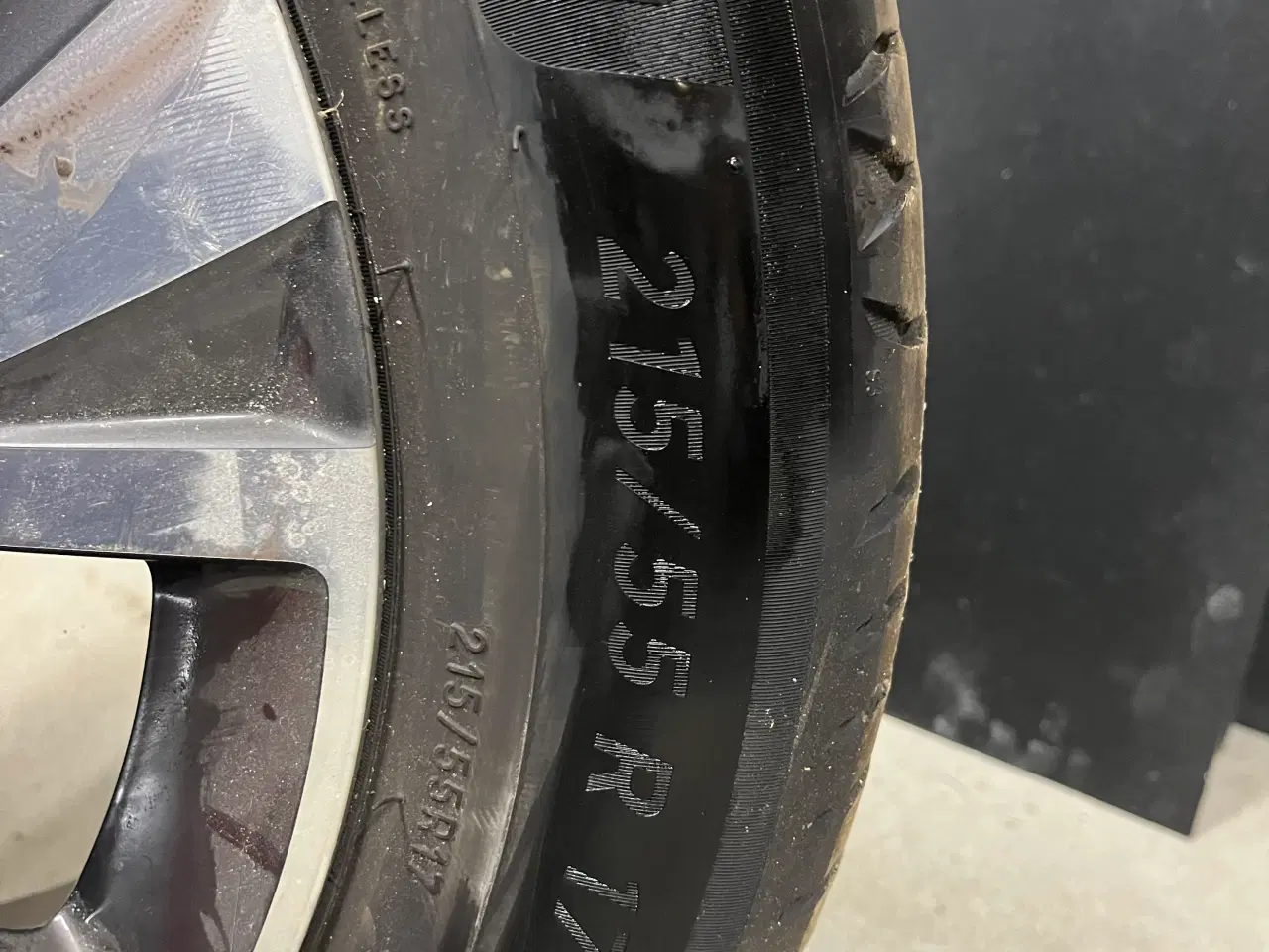 Billede 4 - Peugeot 17” alufælge med Sommer Michelin dæk – sup