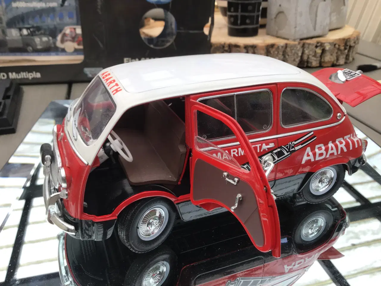 Billede 2 - Modelbil 1:18 La MINIERA Fiat 600 Multipla 