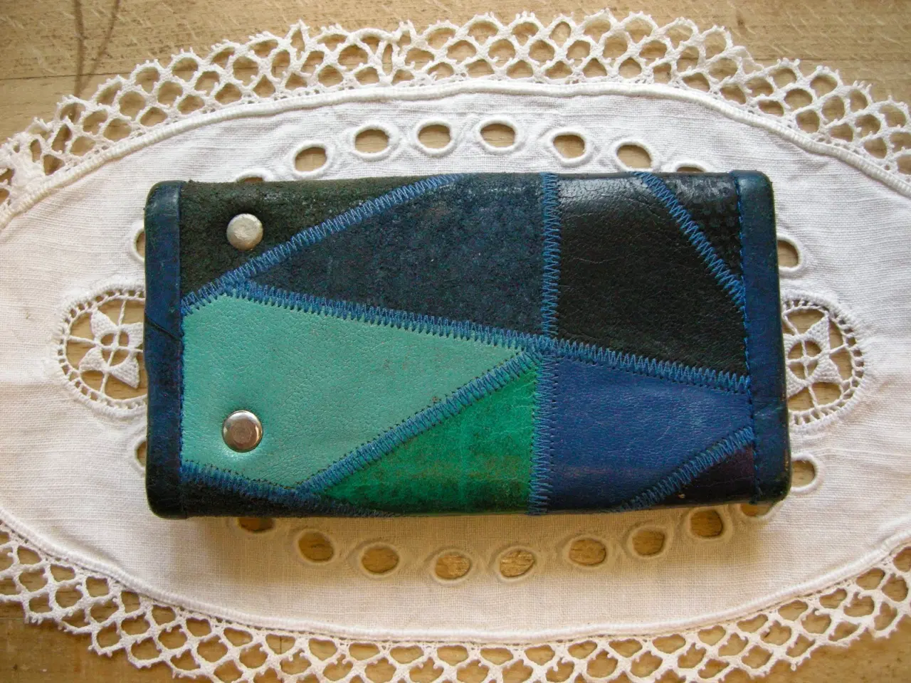 Billede 2 - Håndsyet retro nøgleetui i læder patchwork, Etui