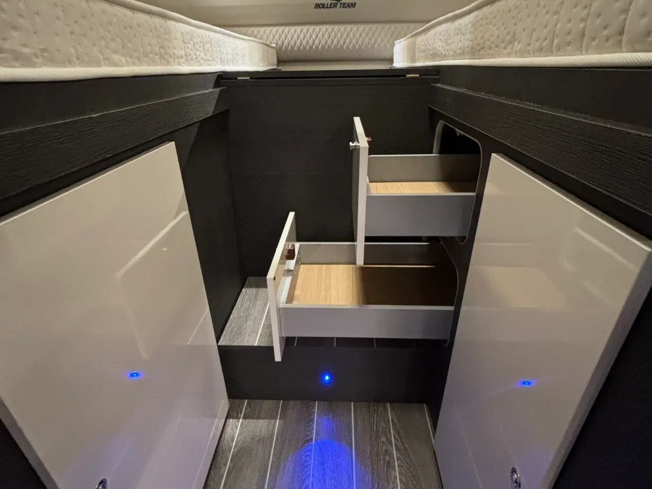 Billede 8 - Autocamper til salg - Roller Team 285 P Kronos