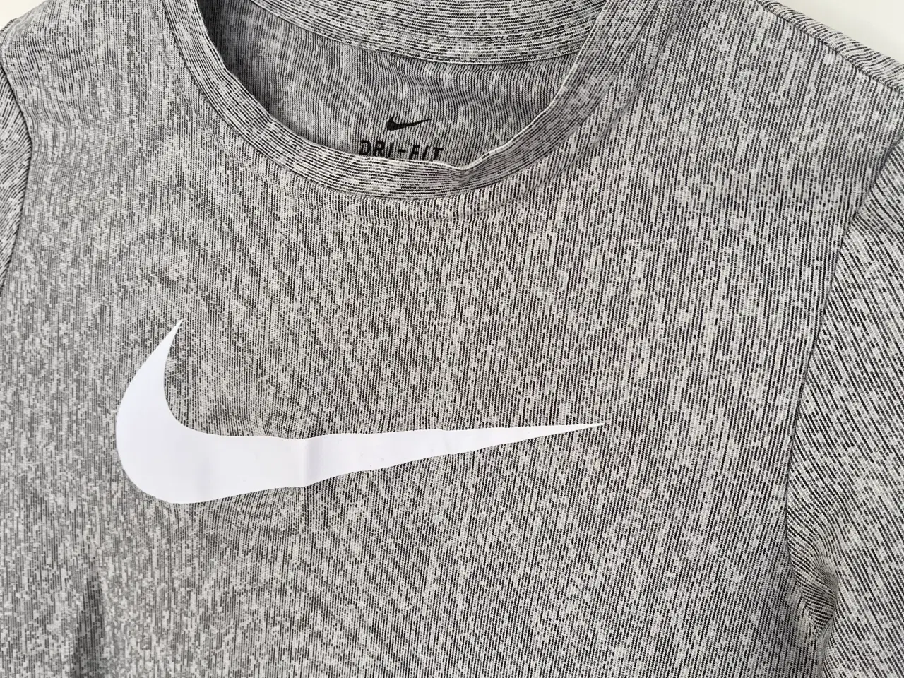 Billede 2 - T-shirt