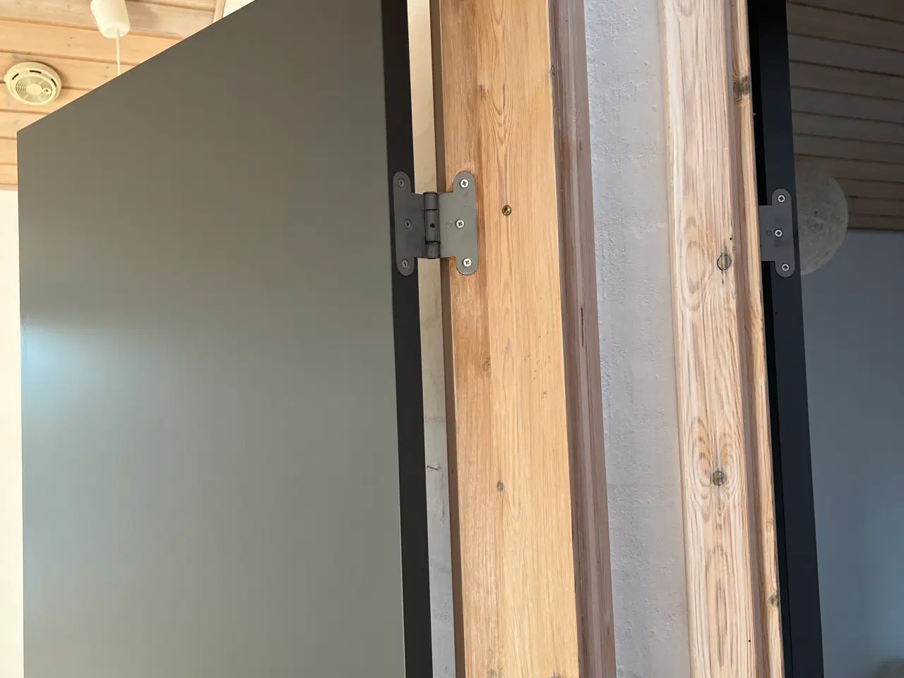 Billede 2 - Flotte 7 stk indvendige døre inkl. karm 