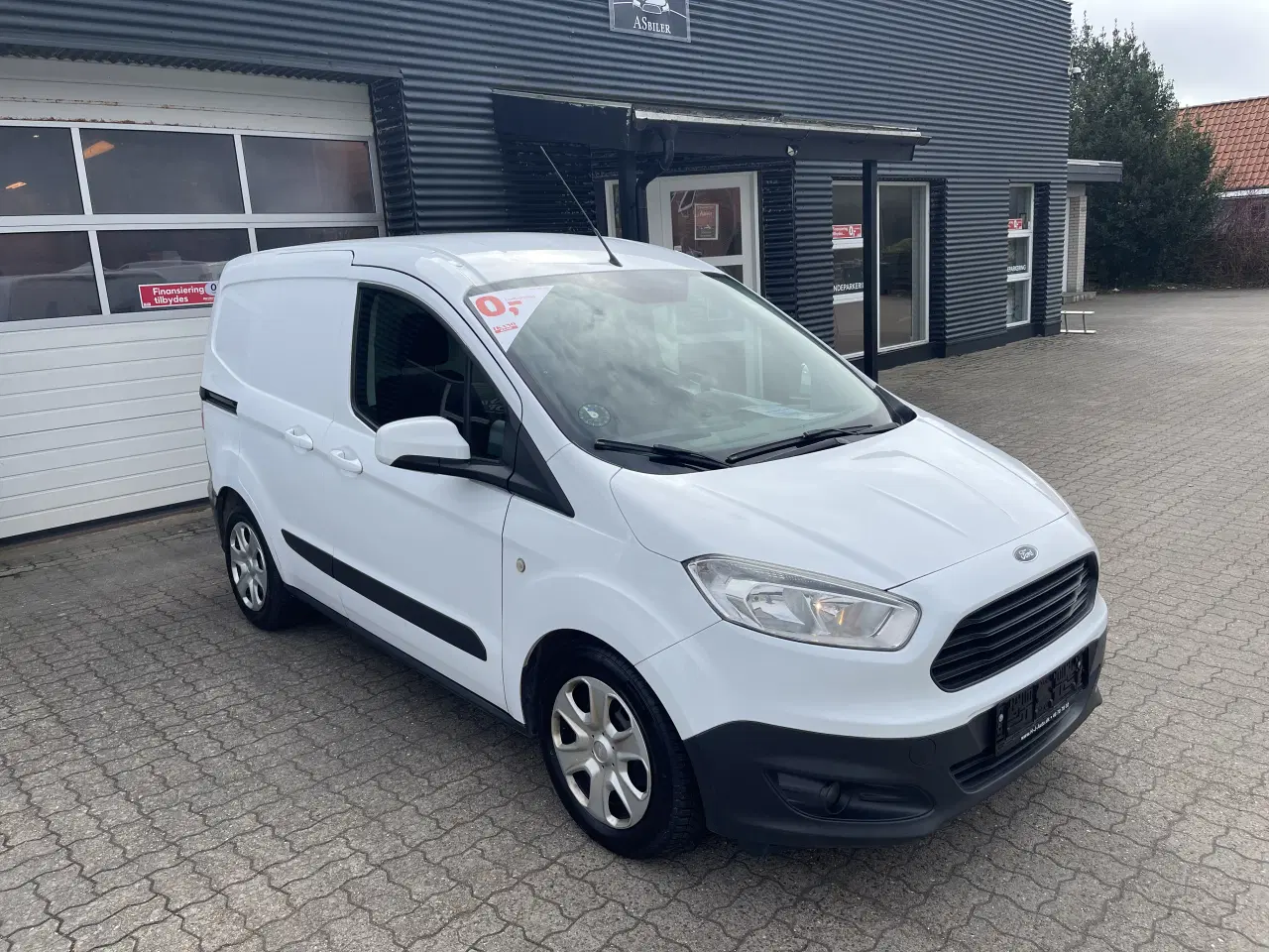 Billede 1 - Ford transit Courier 1.5 diesel 2017