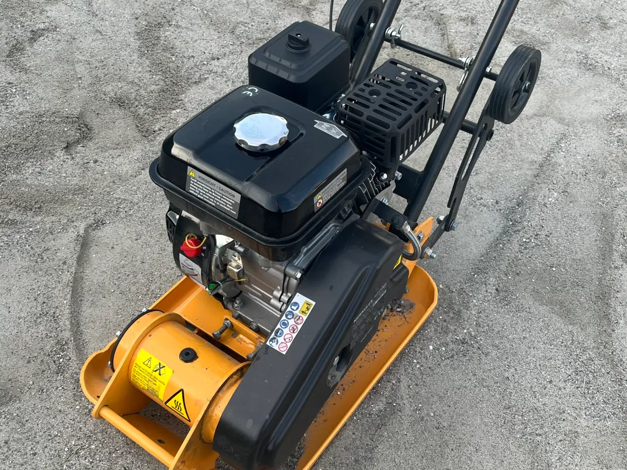 Billede 1 - Plade vibrator udlejes