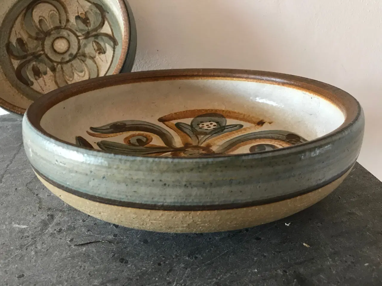Billede 2 - 2 stk. Søholm keramik fade