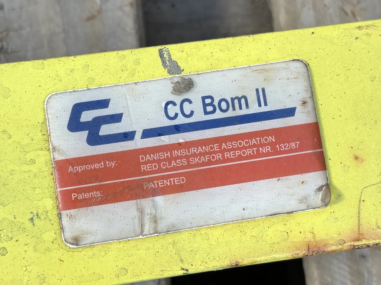 Billede 2 - Låsebomme til container - 7 stk = 2500 kr.