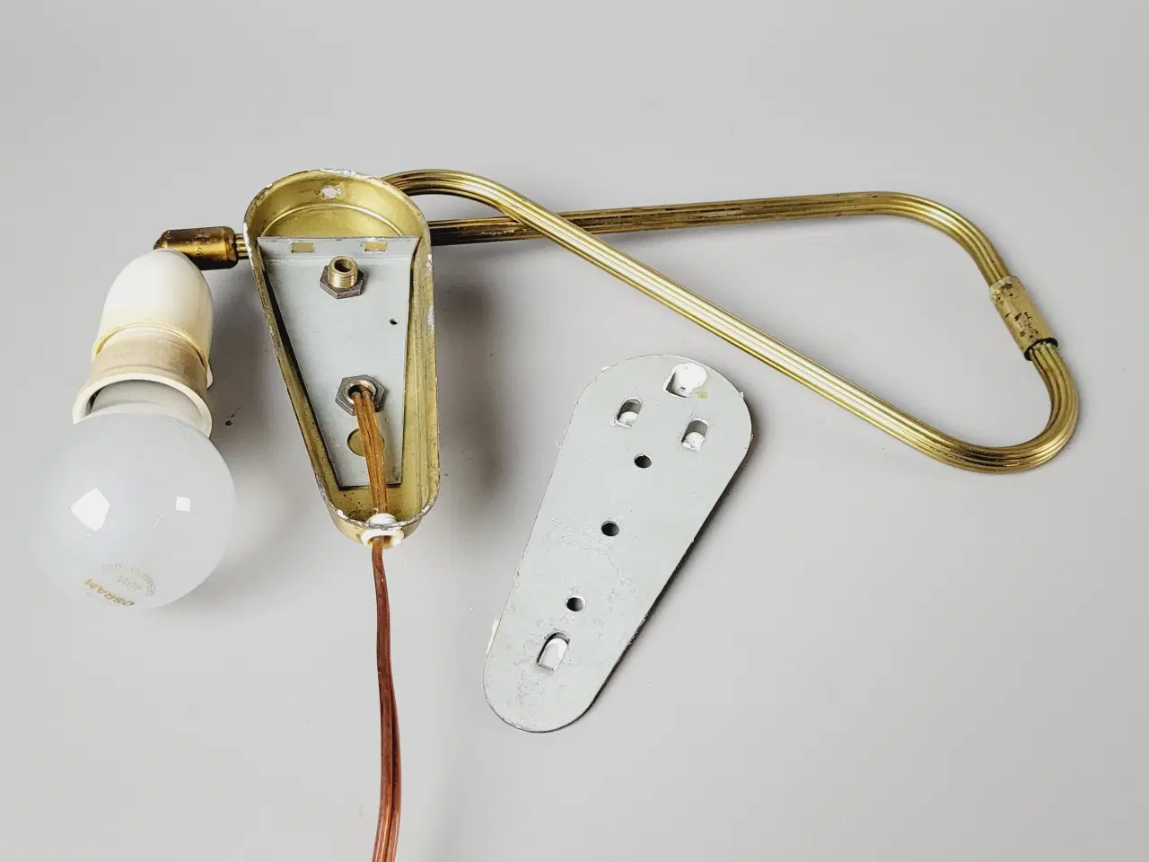 Billede 9 - ⭐️· Vintage Væglampe / Udtrækslampe Massiv Messing