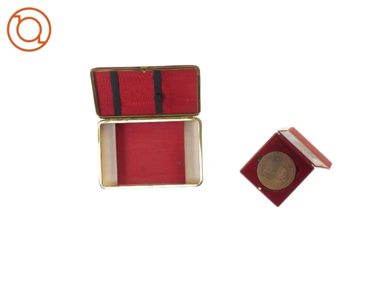 Billede 2 - Etui og medalje (str. 9 cm 16 garanti cm)