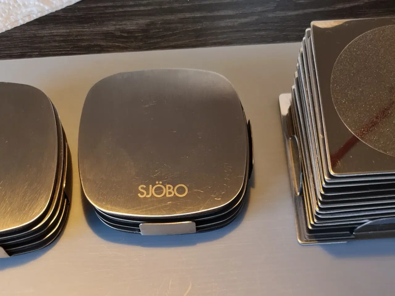 Billede 1 - Glasbrikker/ølbrikker i metal, Sjöbo og Ikea.