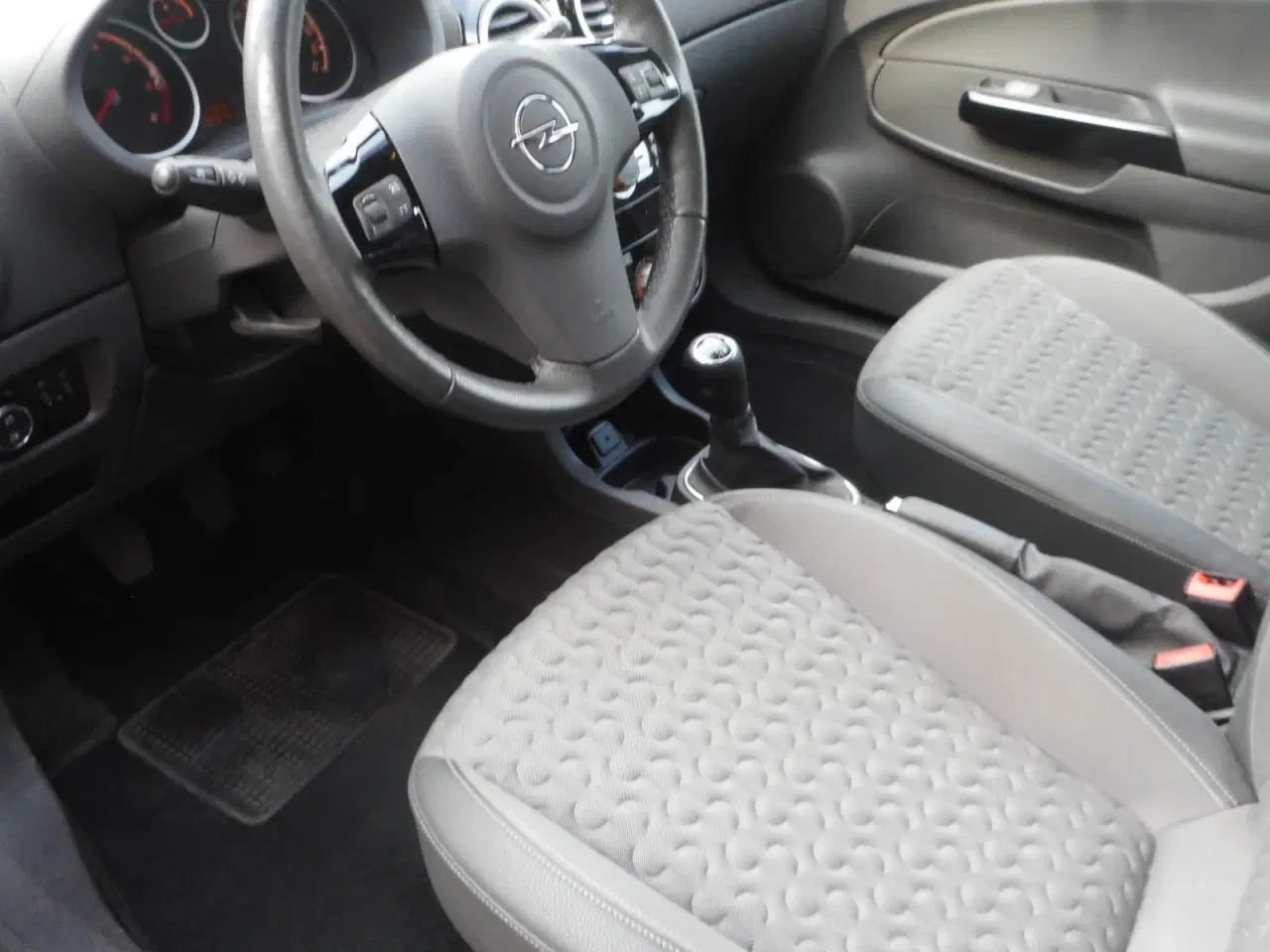 Billede 6 - Opel Corsa 1,3 CDTi 95 Cosmo