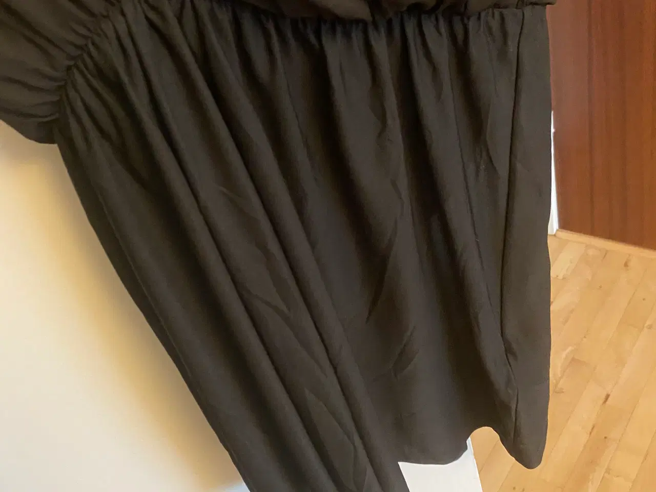 Billede 7 - Sommerkjole i sort