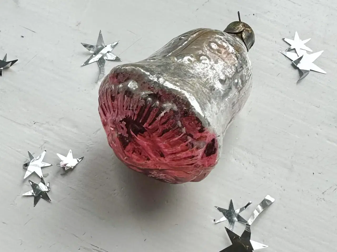 Billede 3 - Vintage julekugle, klokkeblomst m lyserød bund