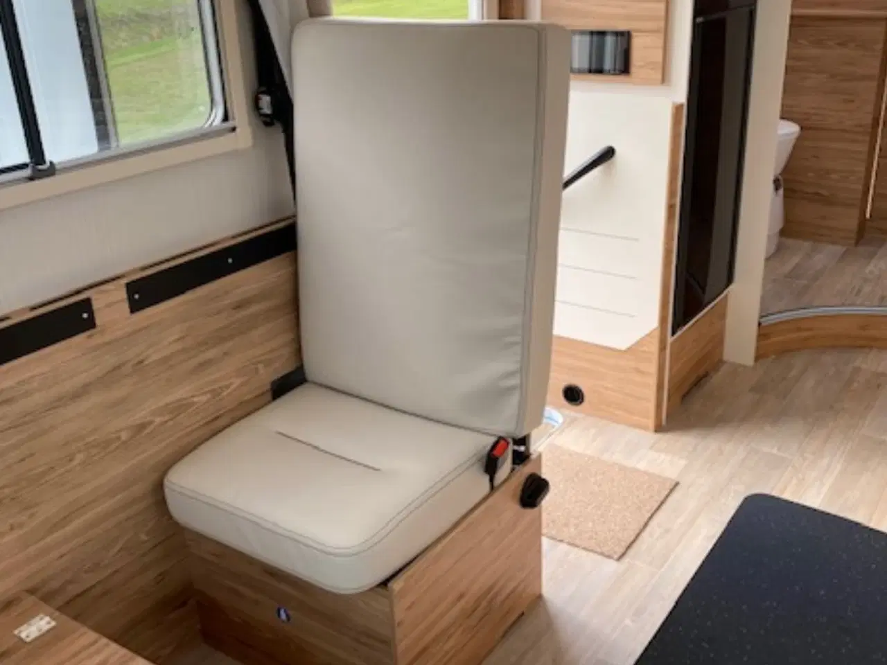 Billede 17 - Pilote P 696 D Évidence