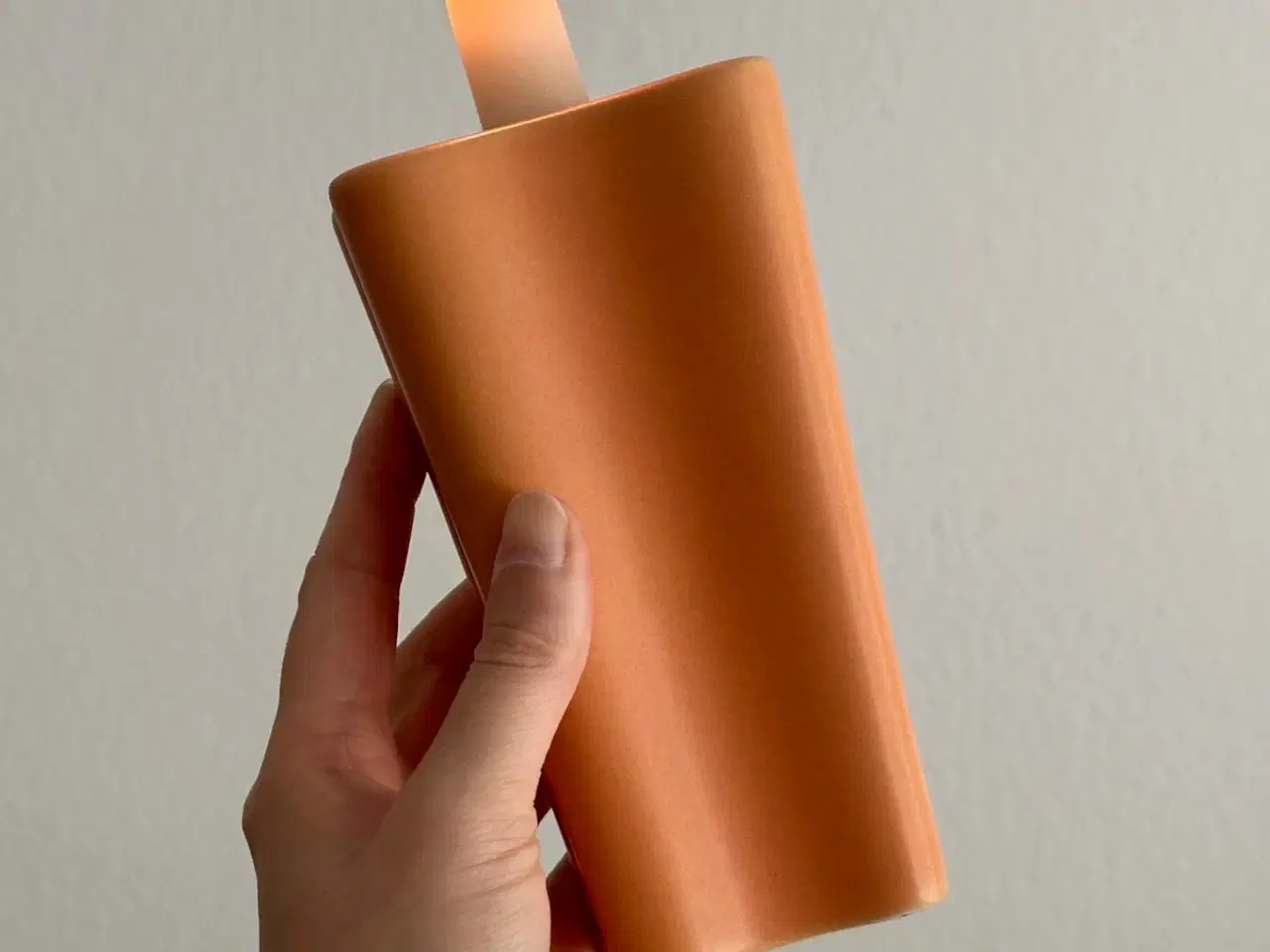 Billede 2 - Retro lysestage, fersken glasur