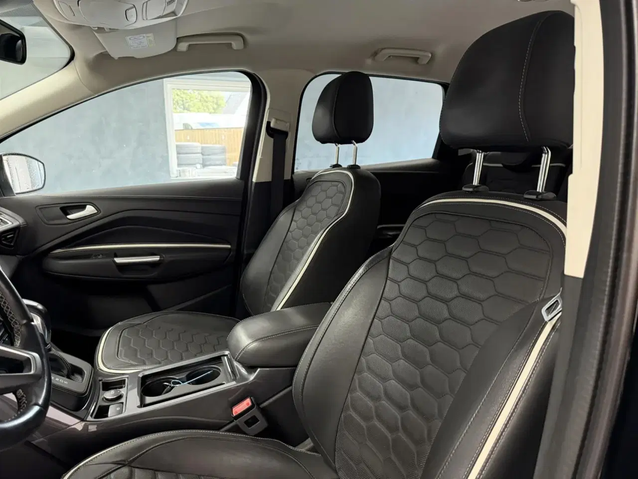 Billede 9 - Ford Kuga 2,0 TDCi Vignale Attack AWD 180HK 5d 6g Aut.