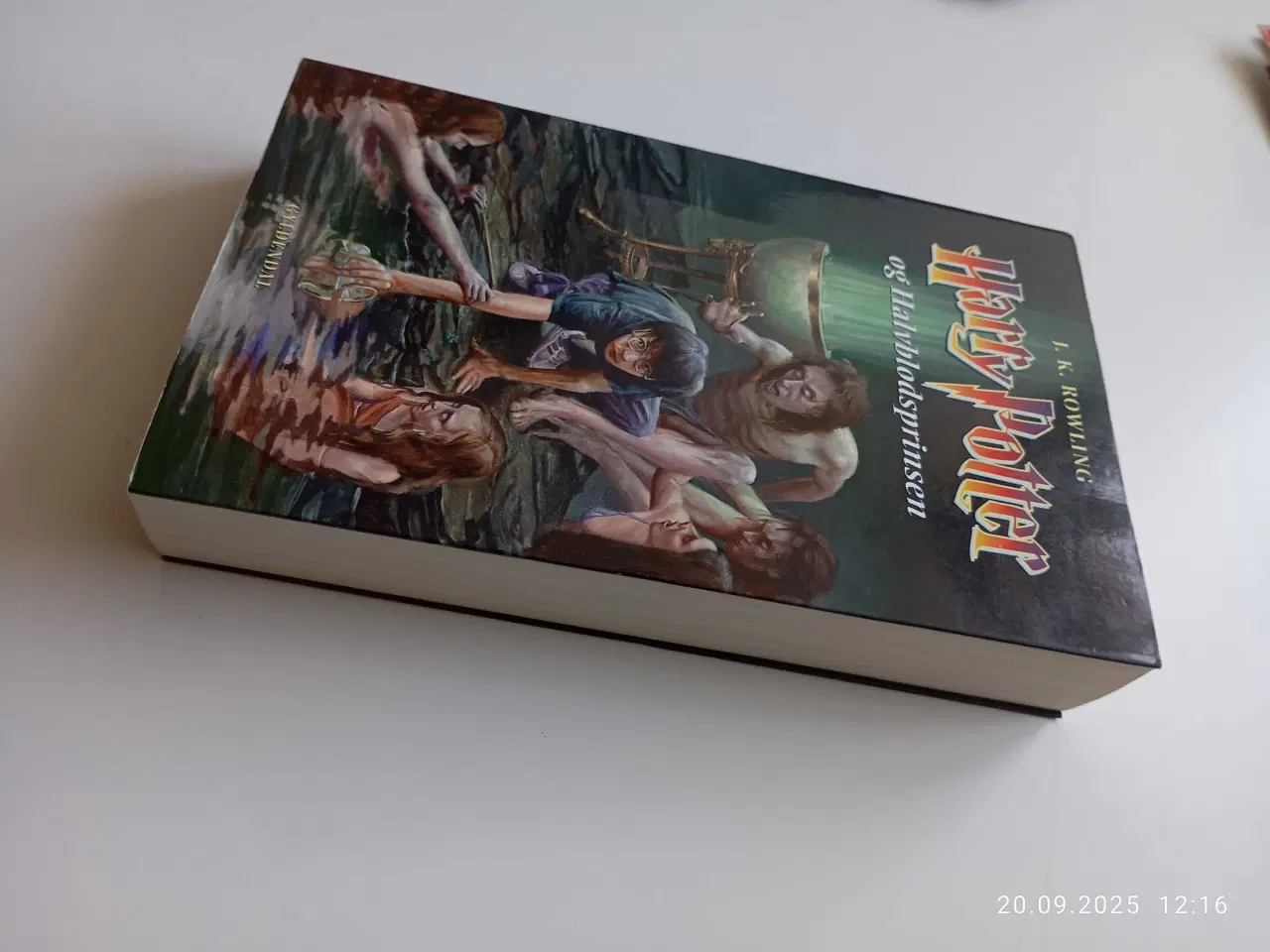 Billede 3 - Harry Potter og halvblodsprinsen bog 