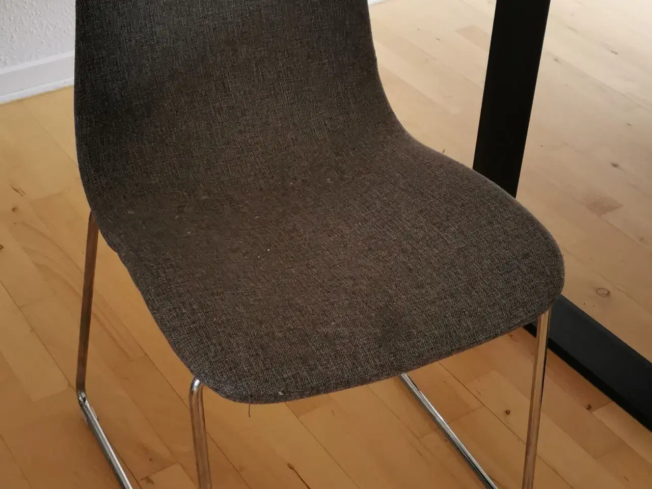 Billede 2 - Sofa/ bord / spisebordsstole
