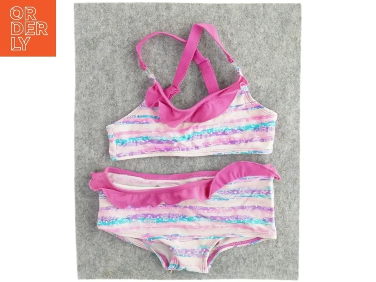 Billede 1 - Bikini (str. 104 til 110)