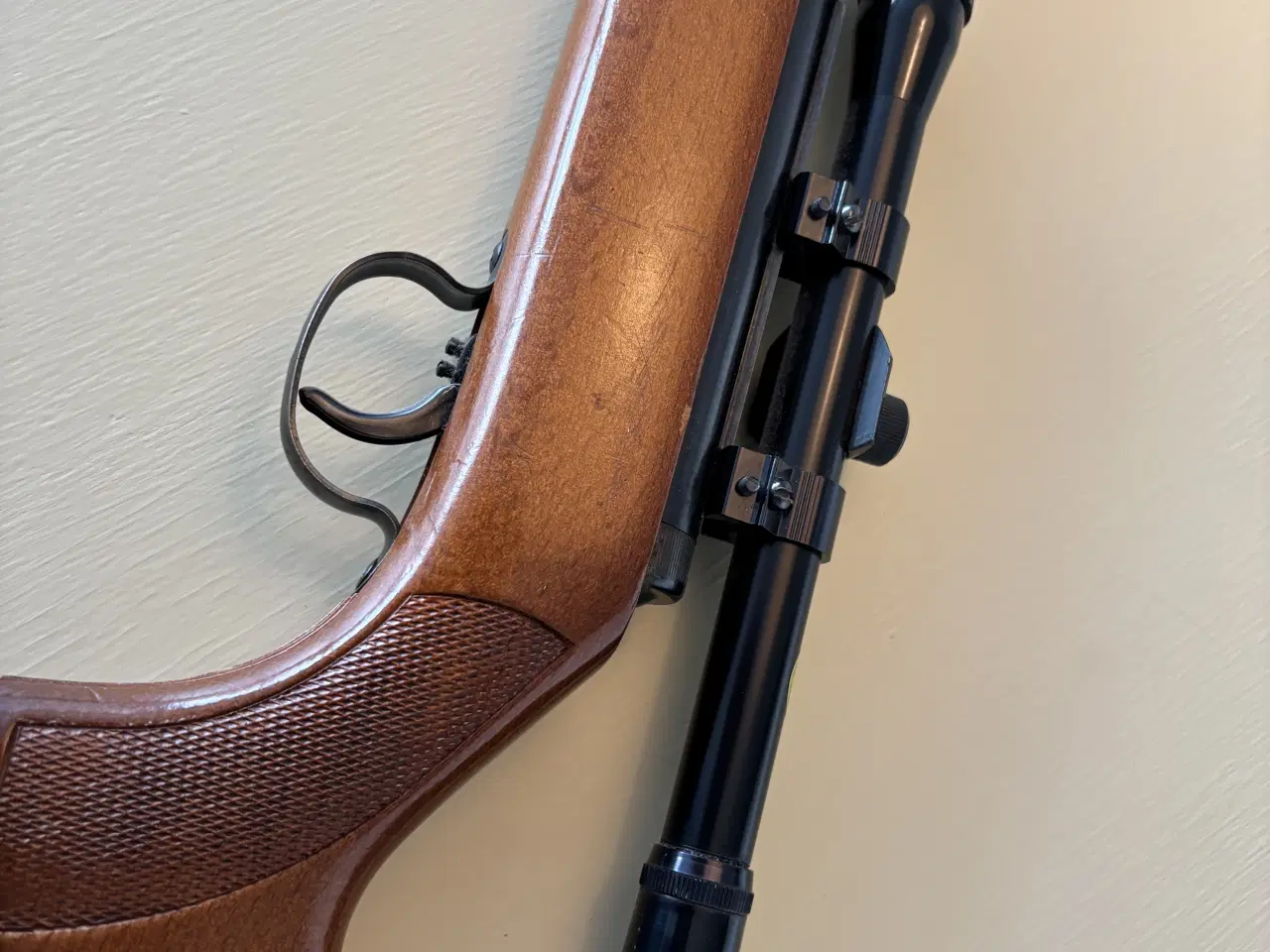 Billede 2 - Luftgevær med kikkertsigte