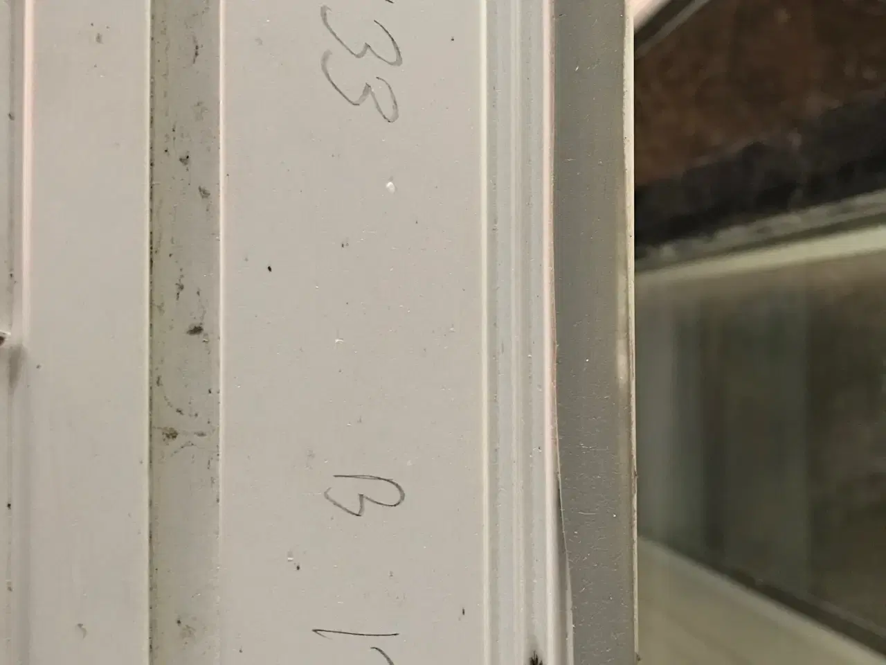 Billede 2 - Vindue til terrasse, kolonihave, værksted