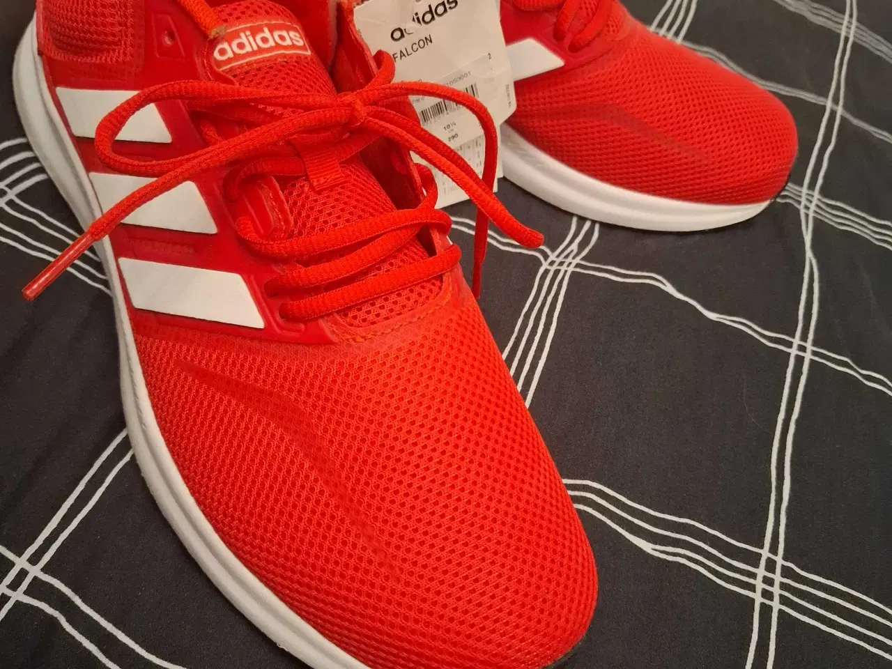Billede 2 - Adidas sko, 45⅓, rød. Nye med mærke på.