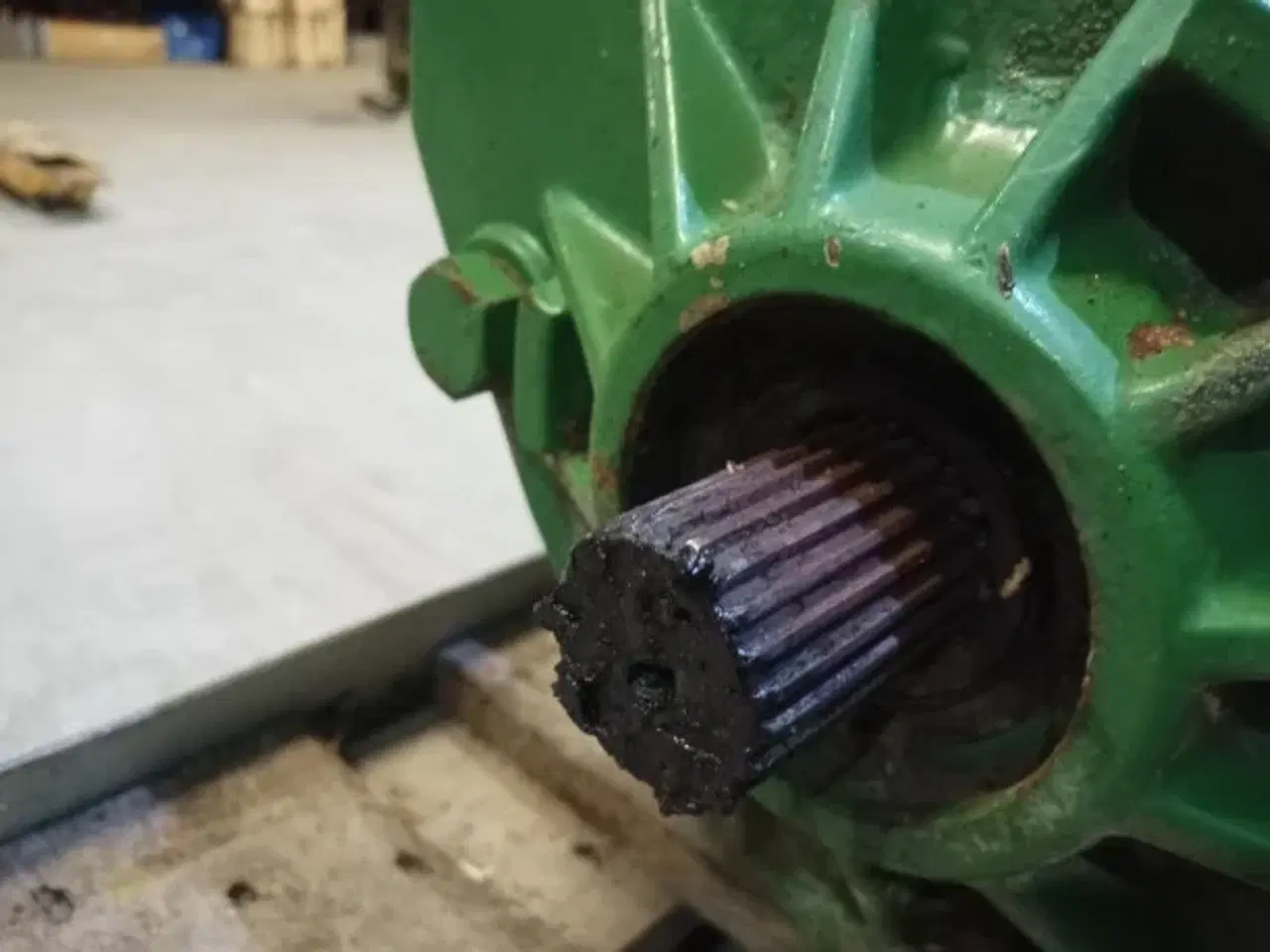 Billede 2 - John Deere 1085 Gearkasse