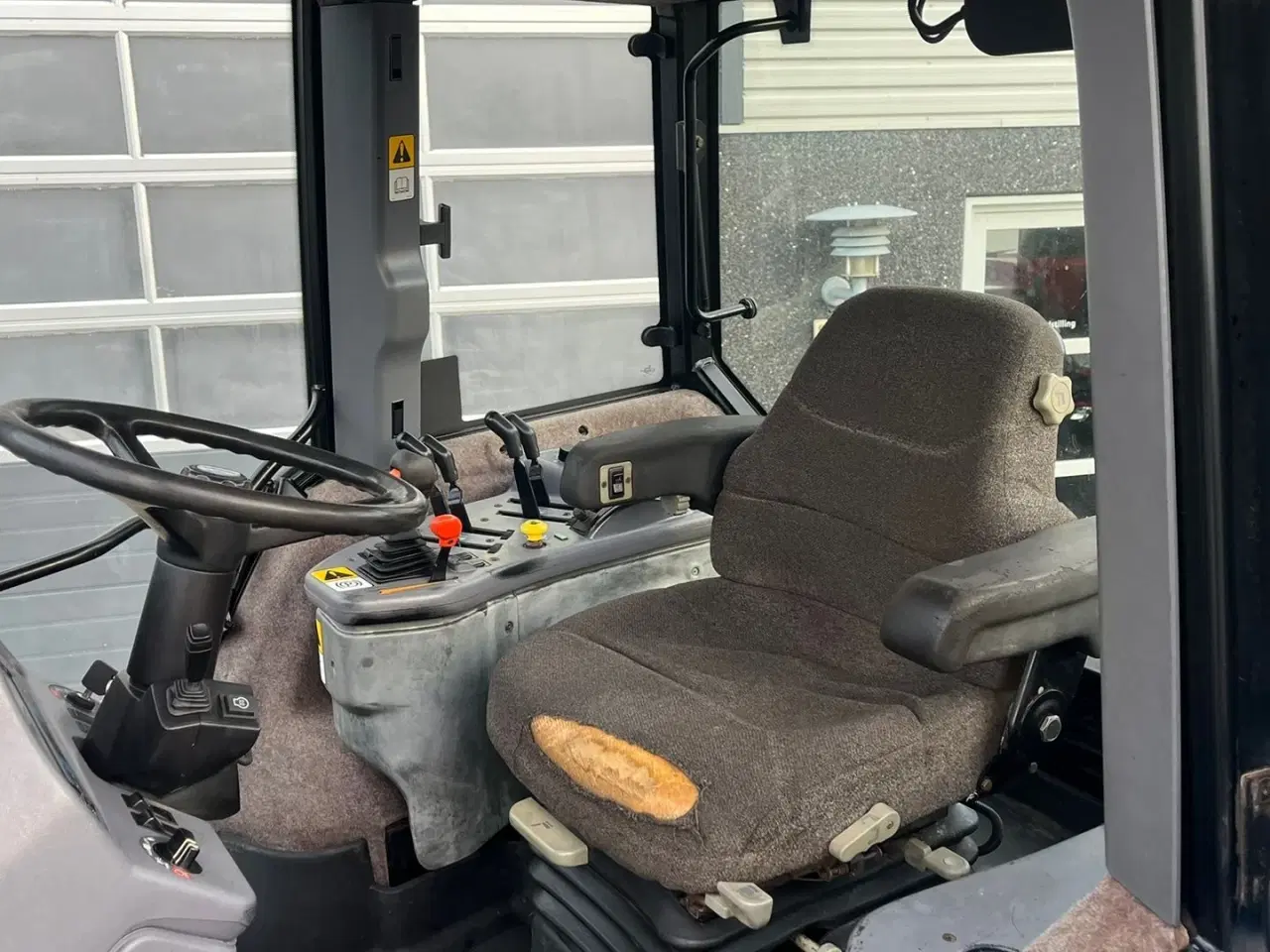 Billede 4 - New Holland 8970 Velholdt super stærk traktor