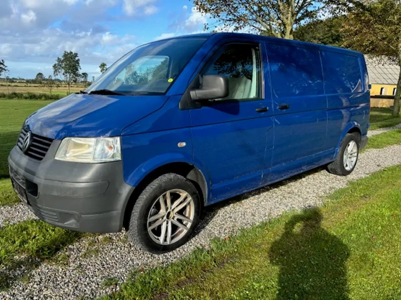 Billede 2 - VW Transporter 2,5 TDi 130 Kassevogn lang Nysynet