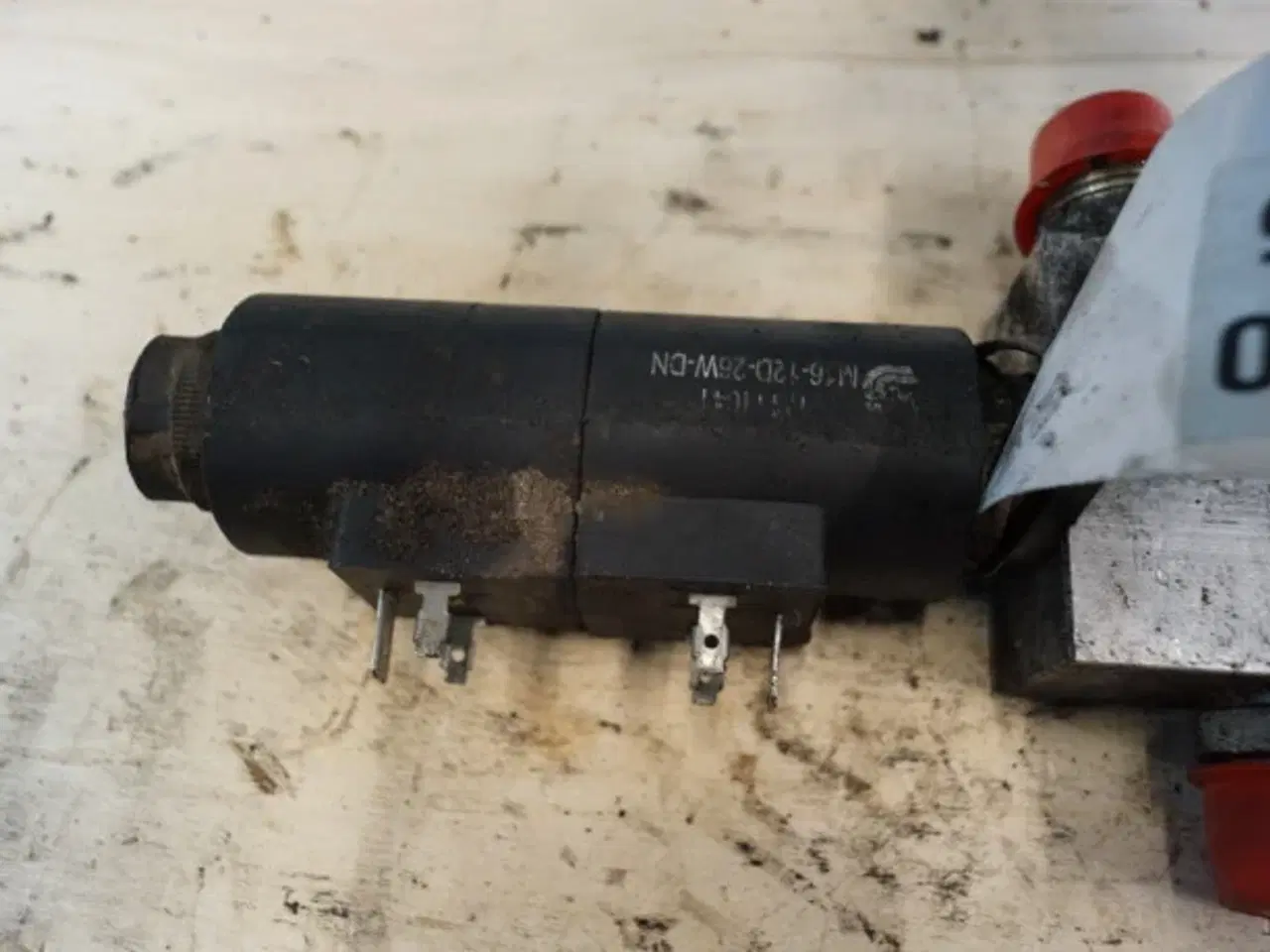 Billede 3 - Massey Ferguson 7276 Hidraulikventil 45110095