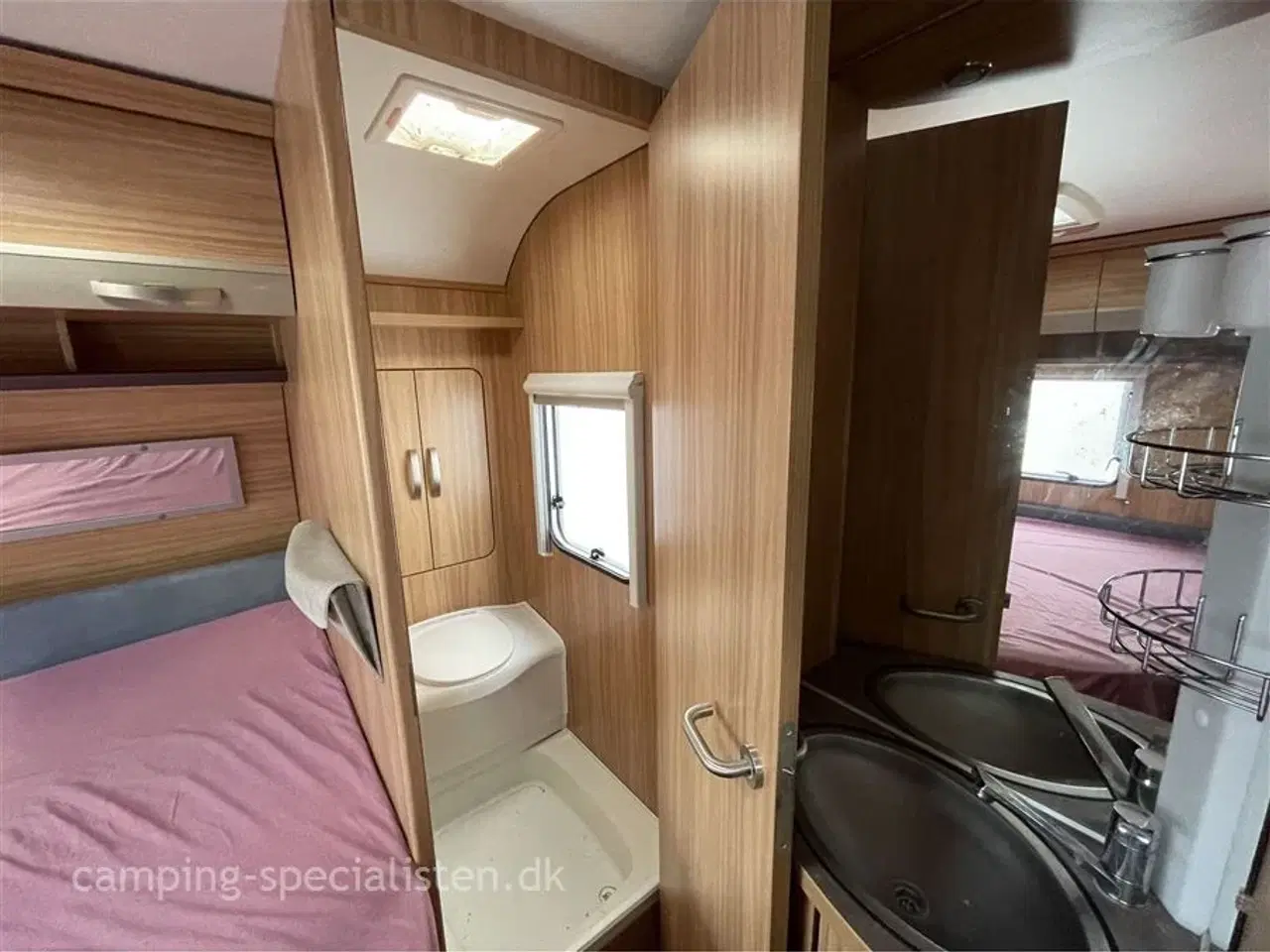 Billede 7 - 2015 - Hymer Eriba Exciting 560 FAMILIE   Pæn og velholdt familievogn - Hymer Eriba Exciting 560 fra 2015 - Kan nu opleves hos Camping-Specialisten i Silkeborg