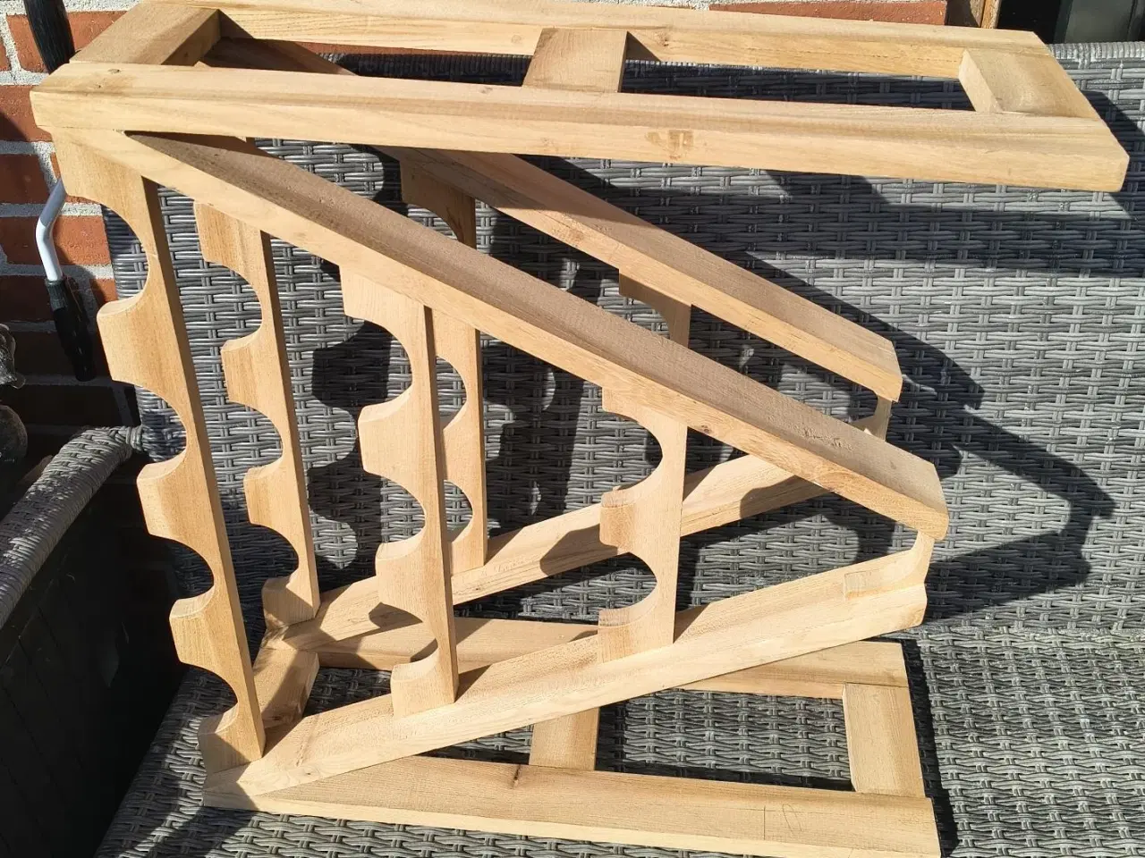 Billede 3 - FLOT TRÆ VINREOL TIL 1O FLASKER I HÅRDT TRÆ