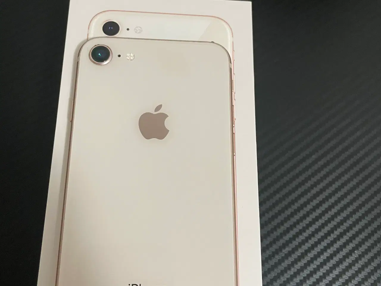 Billede 1 - iPhone 8 i guld 256GB 